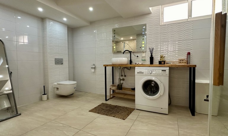 Sale - Villa -
Orihuela Costa* - Los Dolses*