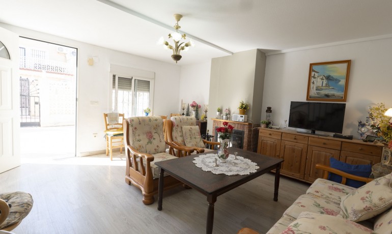 Sale - House -
Torrevieja* - Torrevieja