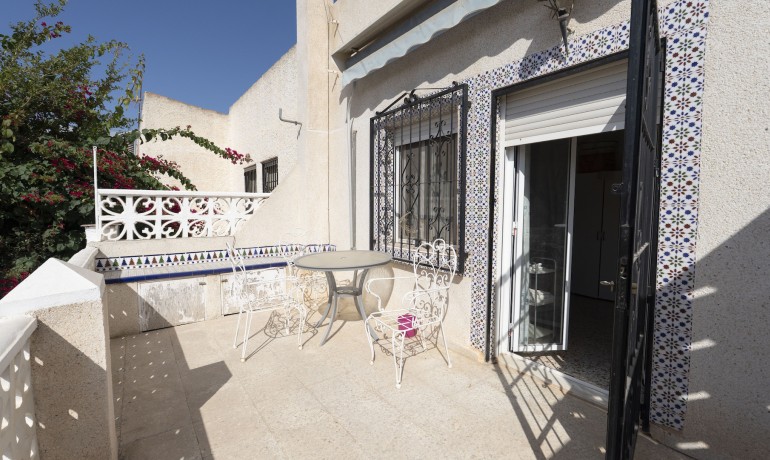 Sale - House -
Torrevieja* - Torrevieja