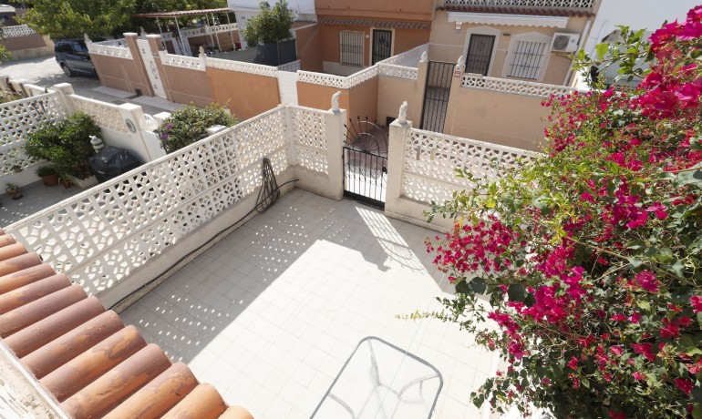 Sale - House -
Torrevieja* - Torrevieja
