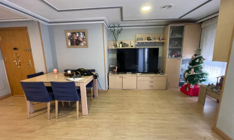 Venta - Apartamento / piso -
Torrevieja - Torrevieja Alicante