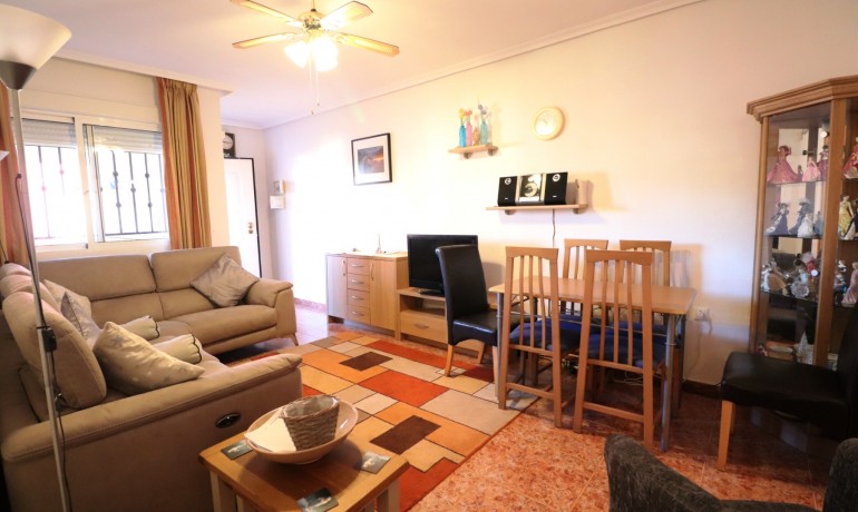 Revente - Appartement / Flat -
Los Montesinos - La Herrada