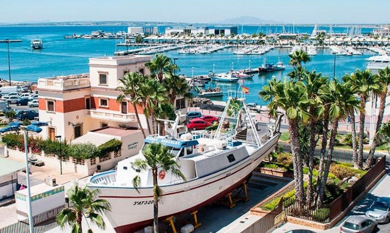 Nouvelle construction - Appartement / Flat -
Santa Pola - Playa Tamarit