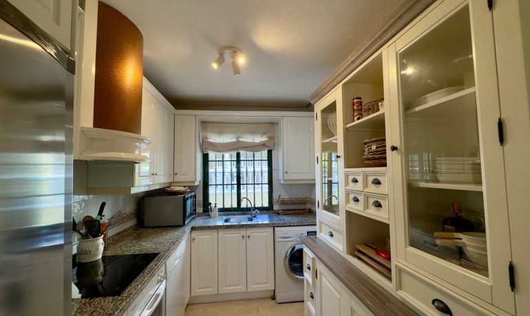 Herverkoop - Villa * -
Orihuela Costa* - Los Dolses*