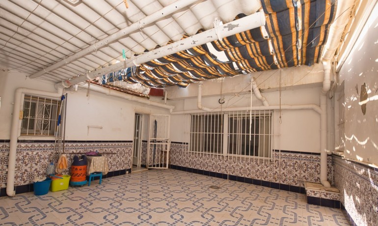 Venta - Casa -
Benijofar