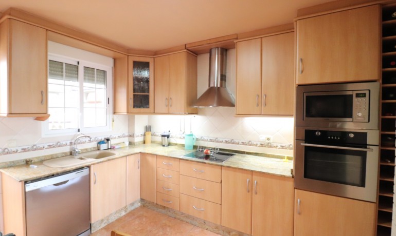 Herverkoop - Villa -
Almoradi - El Saladar