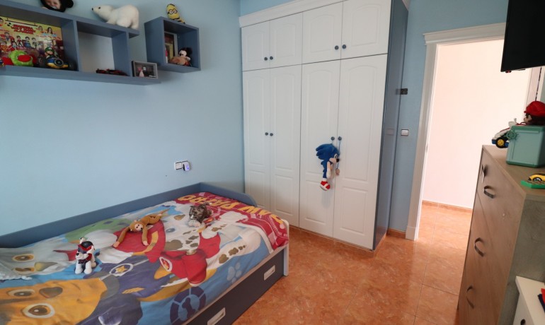 Herverkoop - Villa -
Almoradi - El Saladar