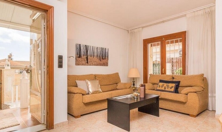 Herverkoop - Huis -
Orihuela Costa* - Playa Flamenca*