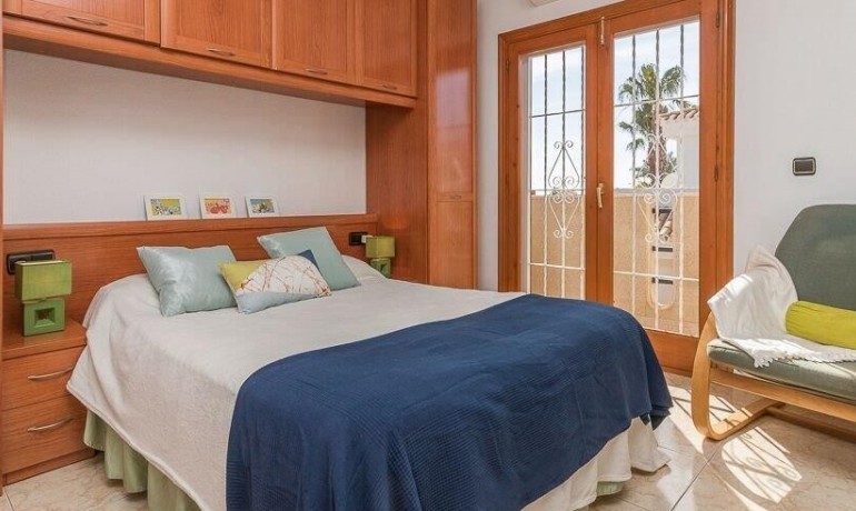 Herverkoop - Huis -
Orihuela Costa* - Playa Flamenca*