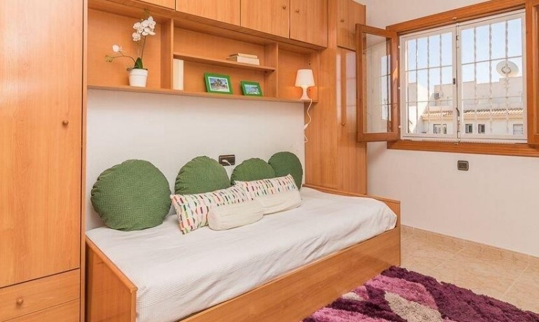 Herverkoop - Huis -
Orihuela Costa* - Playa Flamenca*