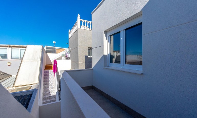Venta - Villa -
Torrevieja - El chaparral