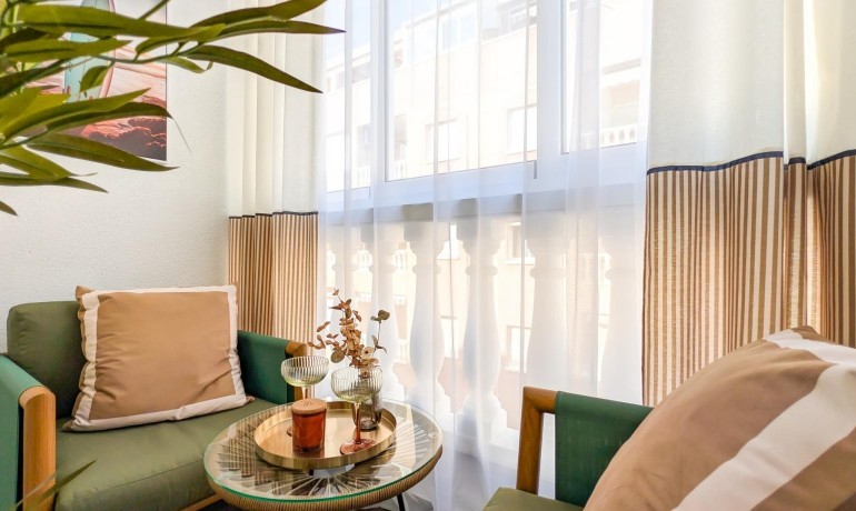 Herverkoop - Appartement / Flat -
Torrevieja*