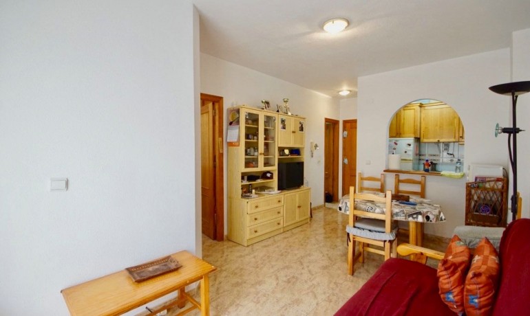 Venta - Apartamento / piso -
Torrevieja - Playa del cura