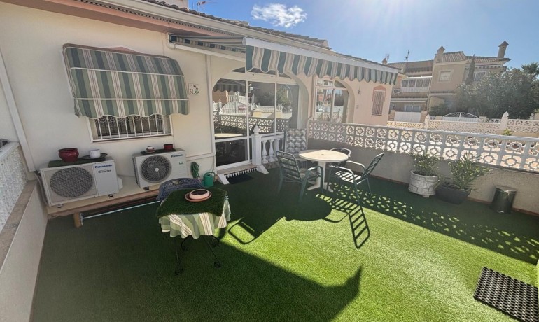 Sale - Apartment / Flat -
Cuidad Quesada* - Doña pepa