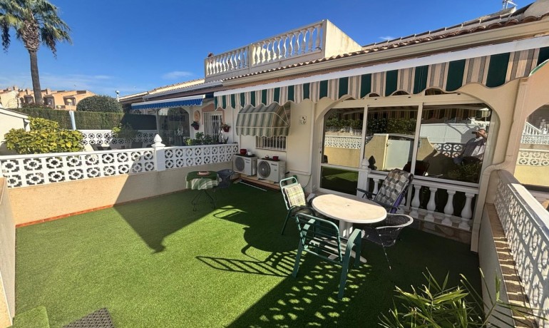 Sale - Apartment / Flat -
Cuidad Quesada* - Doña pepa