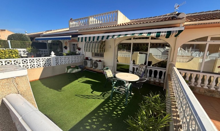 Sale - Apartment / Flat -
Cuidad Quesada* - Doña pepa