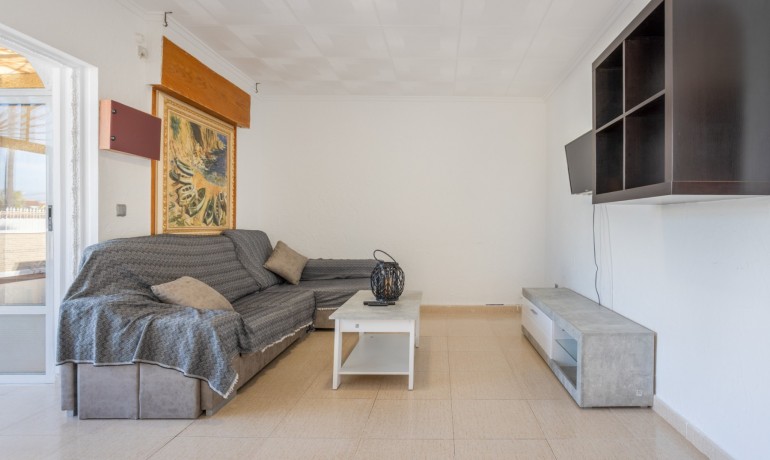 Venta - Villa -
Torrevieja - Urbanización San Luis