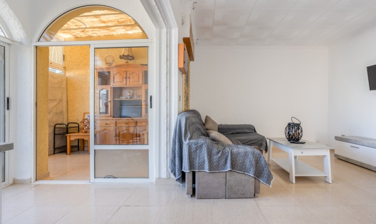 Venta - Villa -
Torrevieja - Urbanización San Luis