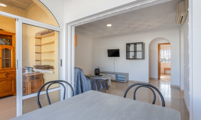 Venta - Villa -
Torrevieja - Urbanización San Luis