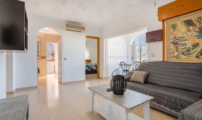 Venta - Villa -
Torrevieja - Urbanización San Luis