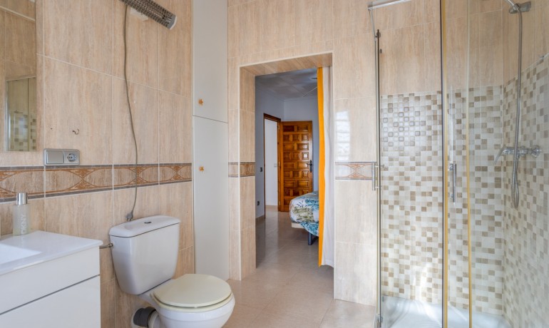 Venta - Villa -
Torrevieja - Urbanización San Luis