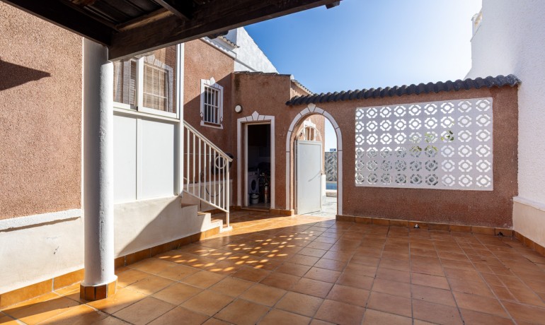 Venta - Villa -
Torrevieja - Urbanización San Luis