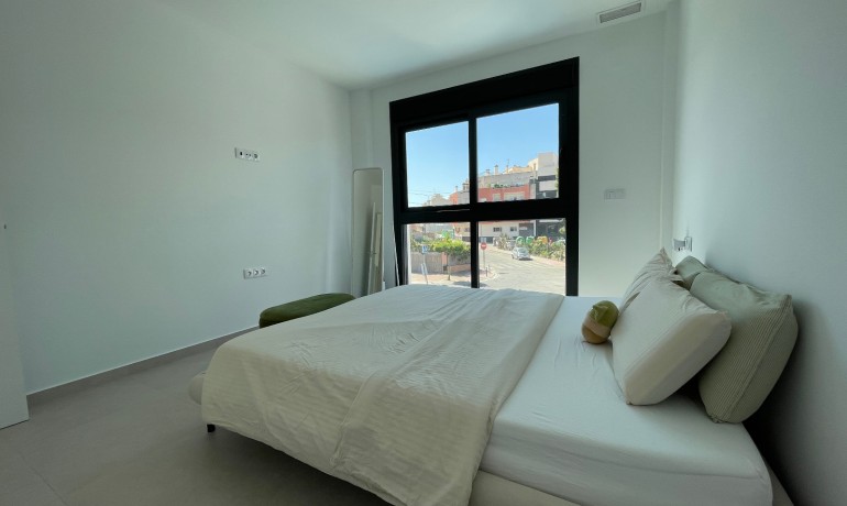 Herverkoop - Villa -
Formentera del Segura - Pueblo