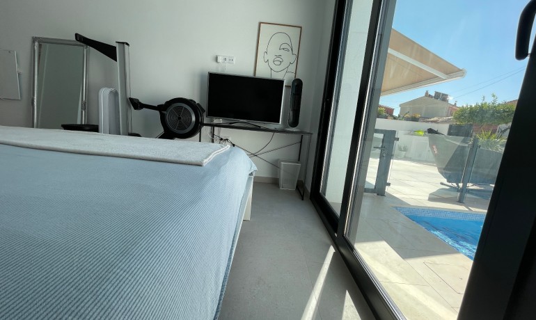 Herverkoop - Villa -
Formentera del Segura - Pueblo