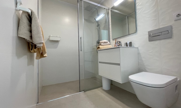 Herverkoop - Villa -
Formentera del Segura - Pueblo