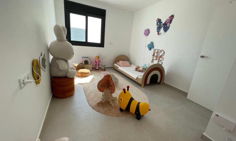 Herverkoop - Villa -
Formentera del Segura - Pueblo