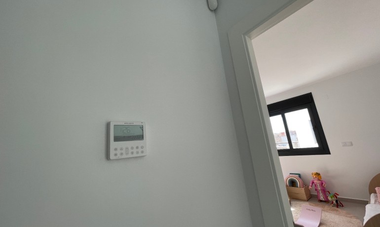 Herverkoop - Villa -
Formentera del Segura - Pueblo