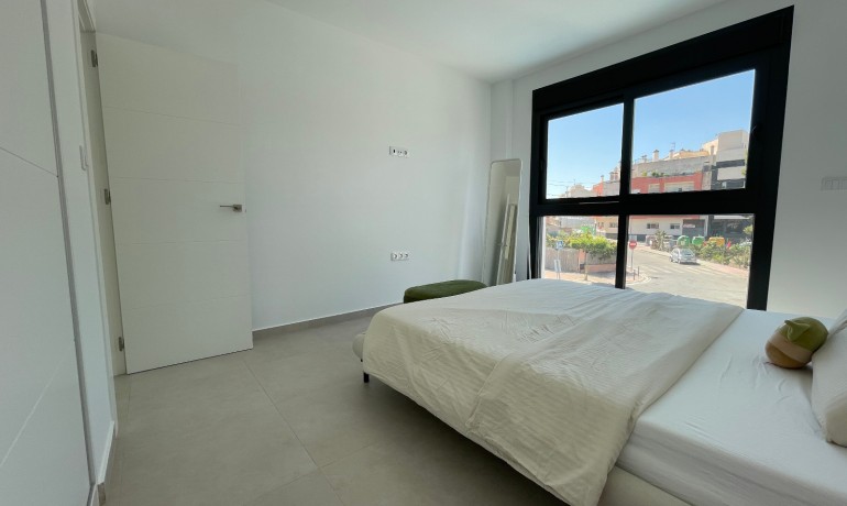 Herverkoop - Villa -
Formentera del Segura - Pueblo