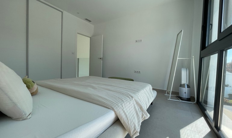 Herverkoop - Villa -
Formentera del Segura - Pueblo