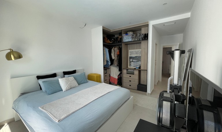 Herverkoop - Villa -
Formentera del Segura - Pueblo