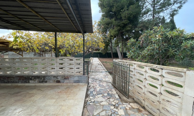 Venta - Villa -
Elche