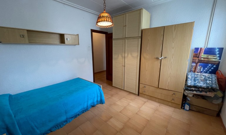 Venta - Villa -
Elche