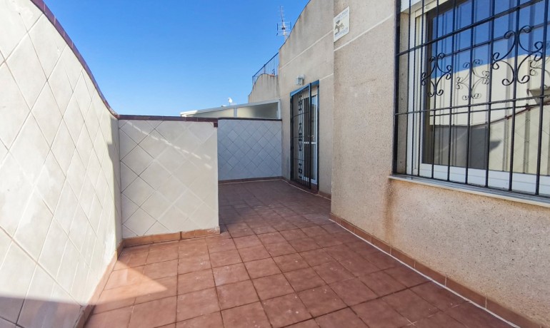 Herverkoop - Appartement / Flat -
Torrevieja* - Lago Jardin