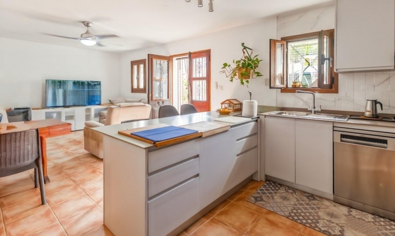 Revente - Maison -
ANDRATX