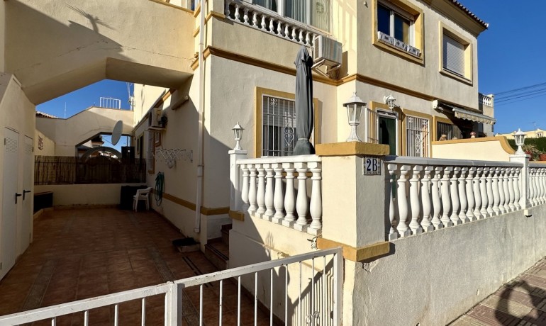 Herverkoop - Appartement / Flat -
Orihuela Costa* - Playa Flamenca*