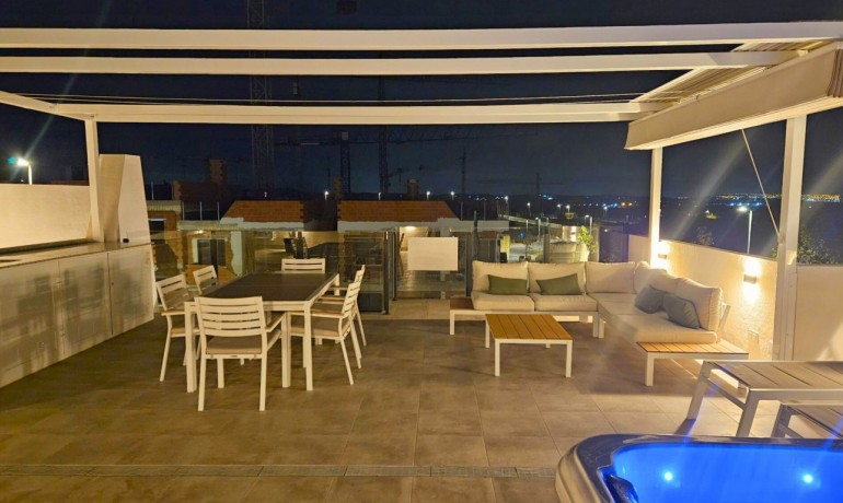 Revente - Appartement / Flat -
San Miguel de Salinas* - San Miguel de Salinas