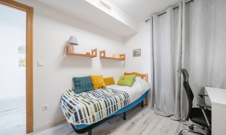 Revente - Appartement / Flat -
Torrevieja* - Torrevieja