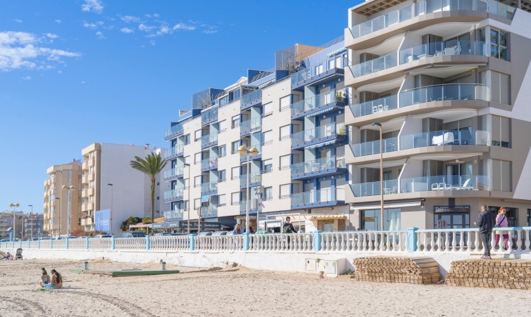 Revente - Appartement / Flat -
Torrevieja* - Torrevieja