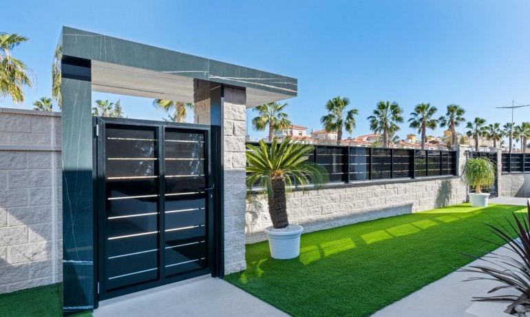 Nieuwbouw - Villa -
Algorfa* - La Finca Golf