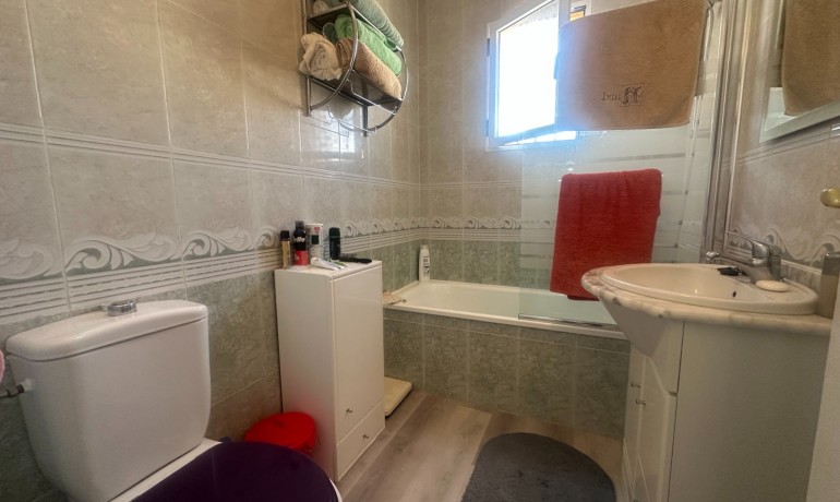 Herverkoop - Huis -
Orihuela* - Entre Naranjos Vistabella