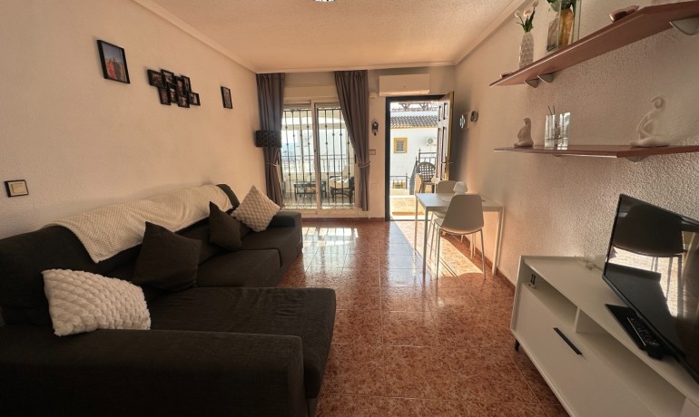 Herverkoop - Appartement / Flat -
Orihuela* - Entre Naranjos Vistabella