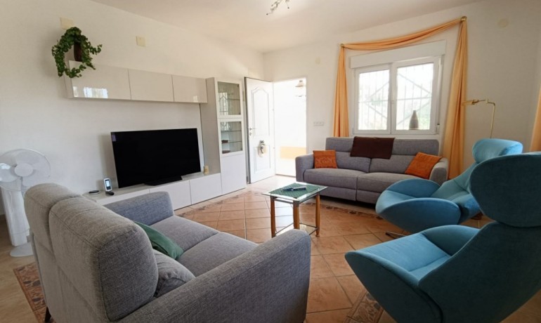 Herverkoop - Finca / Landgoed -
Albatera