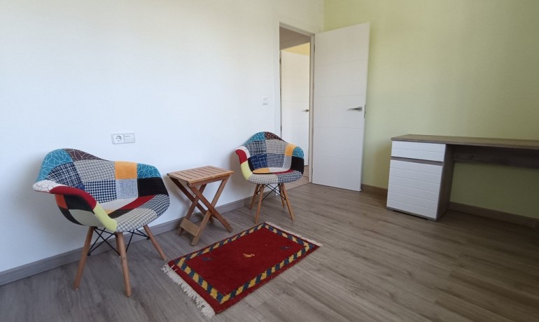 Herverkoop - Finca / Landgoed -
Albatera