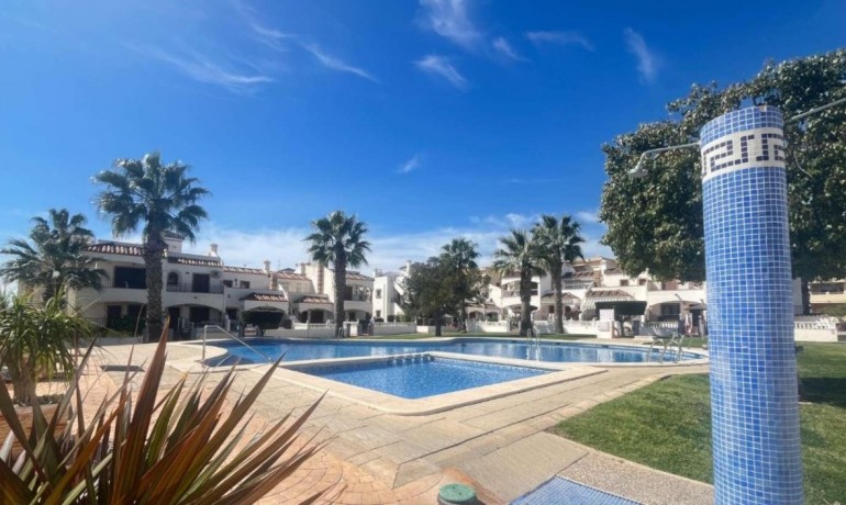Herverkoop - Appartement / Flat -
Playa Flamenca