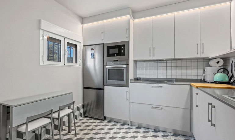 Herverkoop - Villa -
Elche* - Elche/Elx