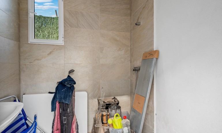 Herverkoop - Villa -
Elche* - Elche/Elx